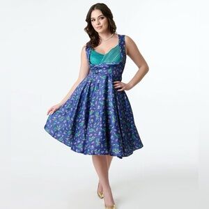 Dolly and Dotty Unique Vintage pleated bust peacock swing dress - US size 4